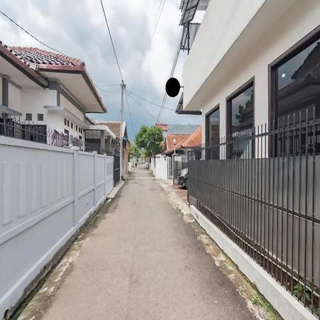 Tw Penginapan Syariah Ξενοδοχείο Cianjur Εξωτερικό φωτογραφία